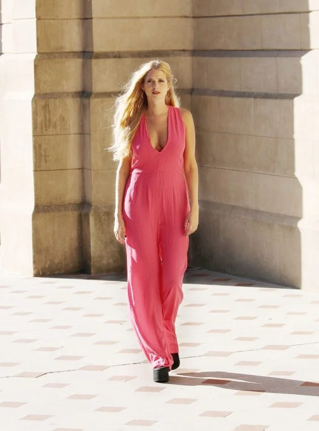 Mono Ryo Rosa talle L - Toia de Kiev - Alquiler de vestidos de fiesta