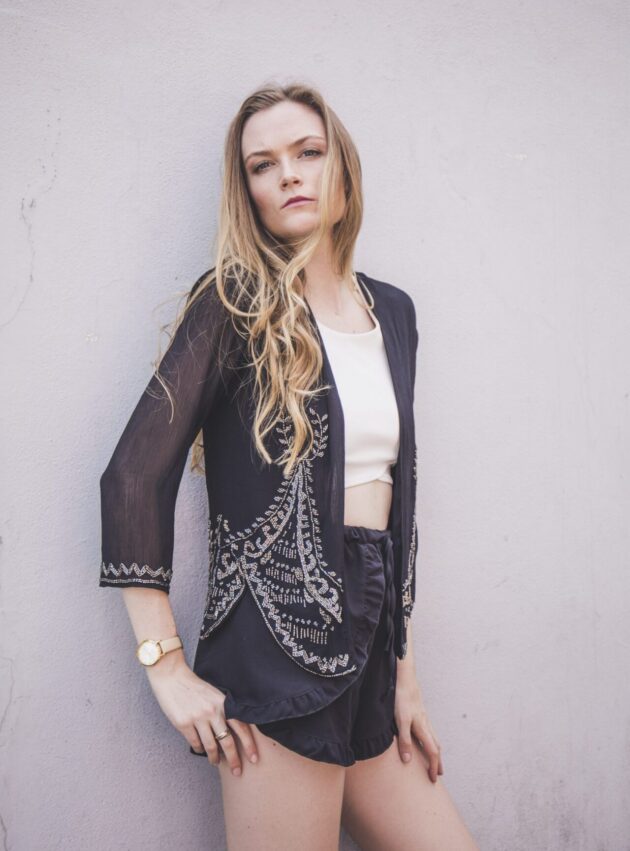 Saco Grace Negro, Plateado talle M - Toia de Kiev - Alquiler de vestidos de fiesta