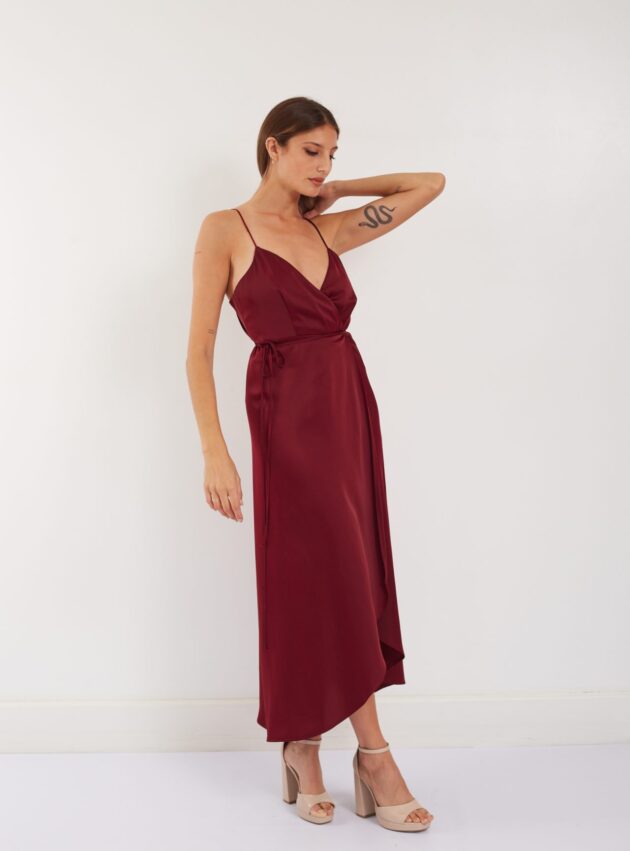 Vestido Armenia Bordo talle S - Toia de Kiev - Alquiler de vestidos de fiesta