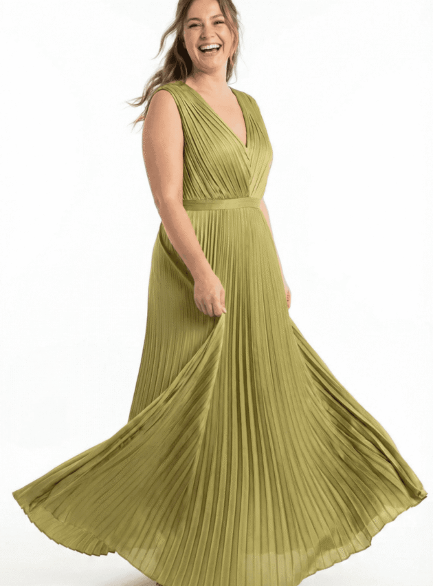 Vestido Matcha Verde talle L - Toia de Kiev - Alquiler de vestidos de fiesta