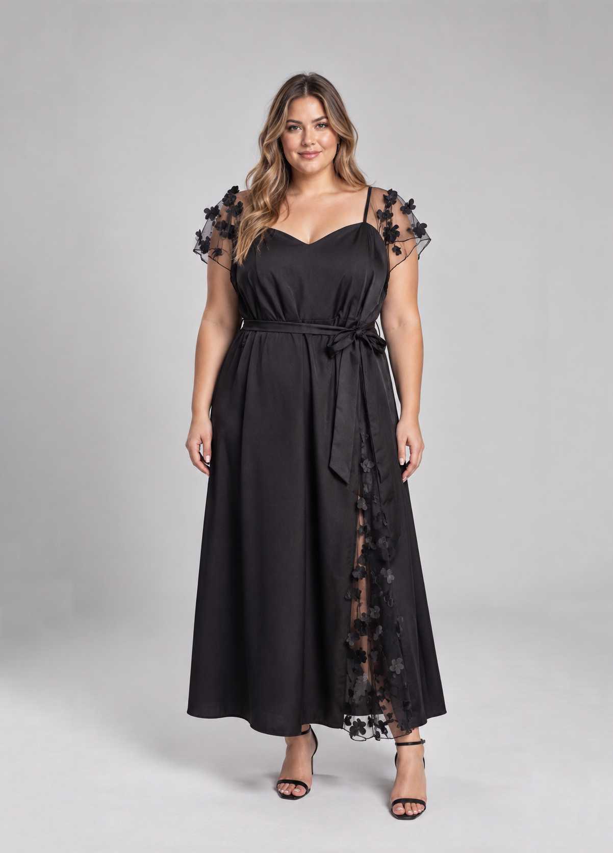 Vestido Petalo Negro talle 3XL - Toia de Kiev - Alquiler de vestidos de fiesta
