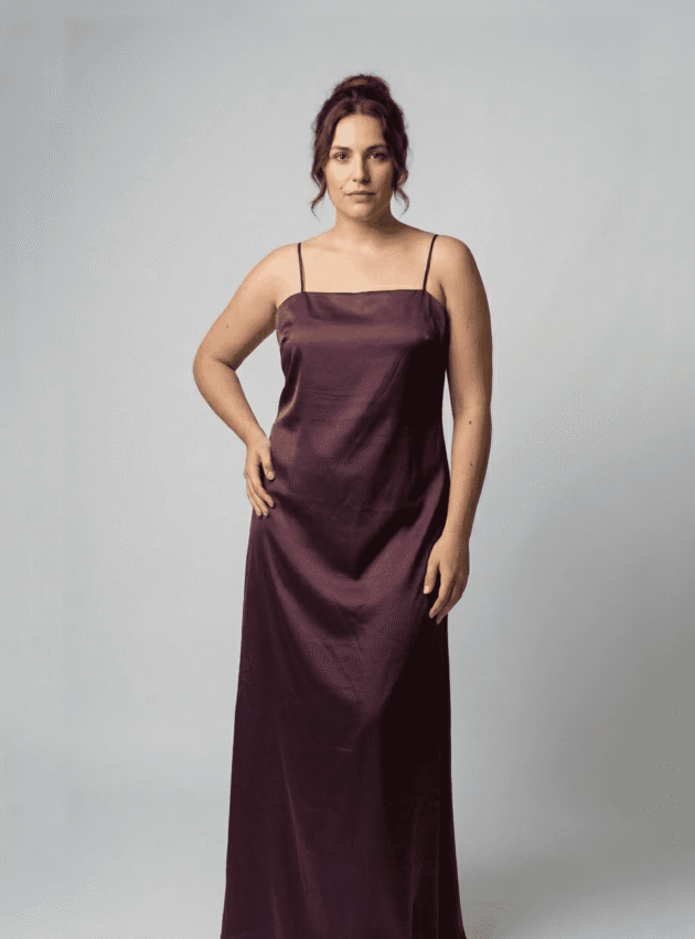 Vestido Tintillo Bordo talle XL - Toia de Kiev - Alquiler de vestidos de fiesta