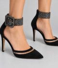 Sandalias Valdez 39 Negro talle 39 - Toia de Kiev - Alquiler de vestidos de fiesta