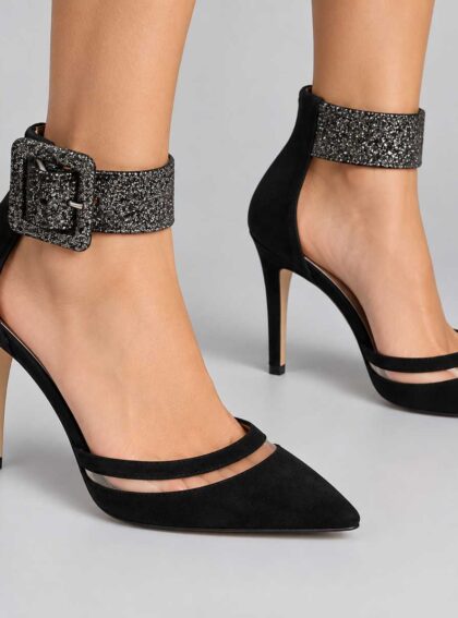 Sandalias Valdez 39 Negro talle 39 - Toia de Kiev - Alquiler de vestidos de fiesta