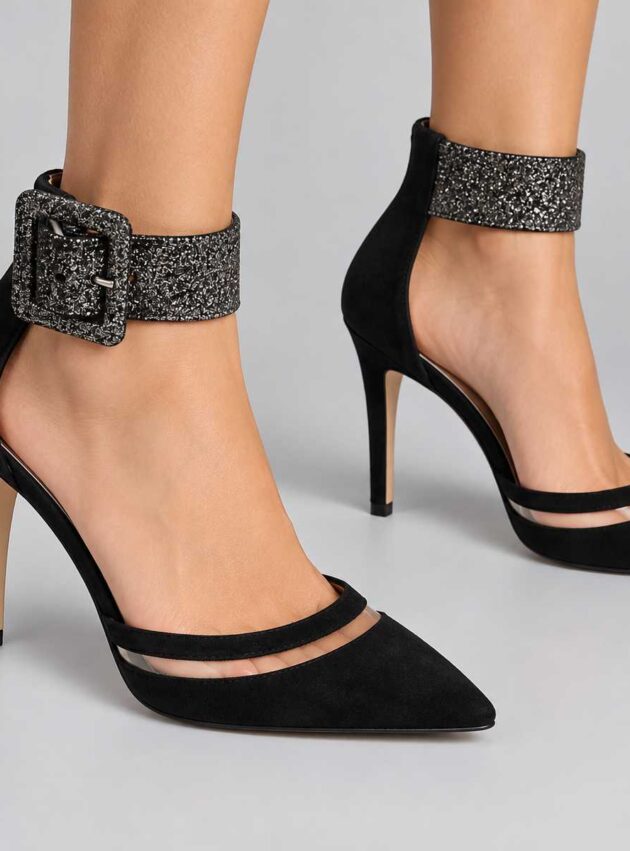 Sandalias Valdez 39 Negro talle 39 - Toia de Kiev - Alquiler de vestidos de fiesta