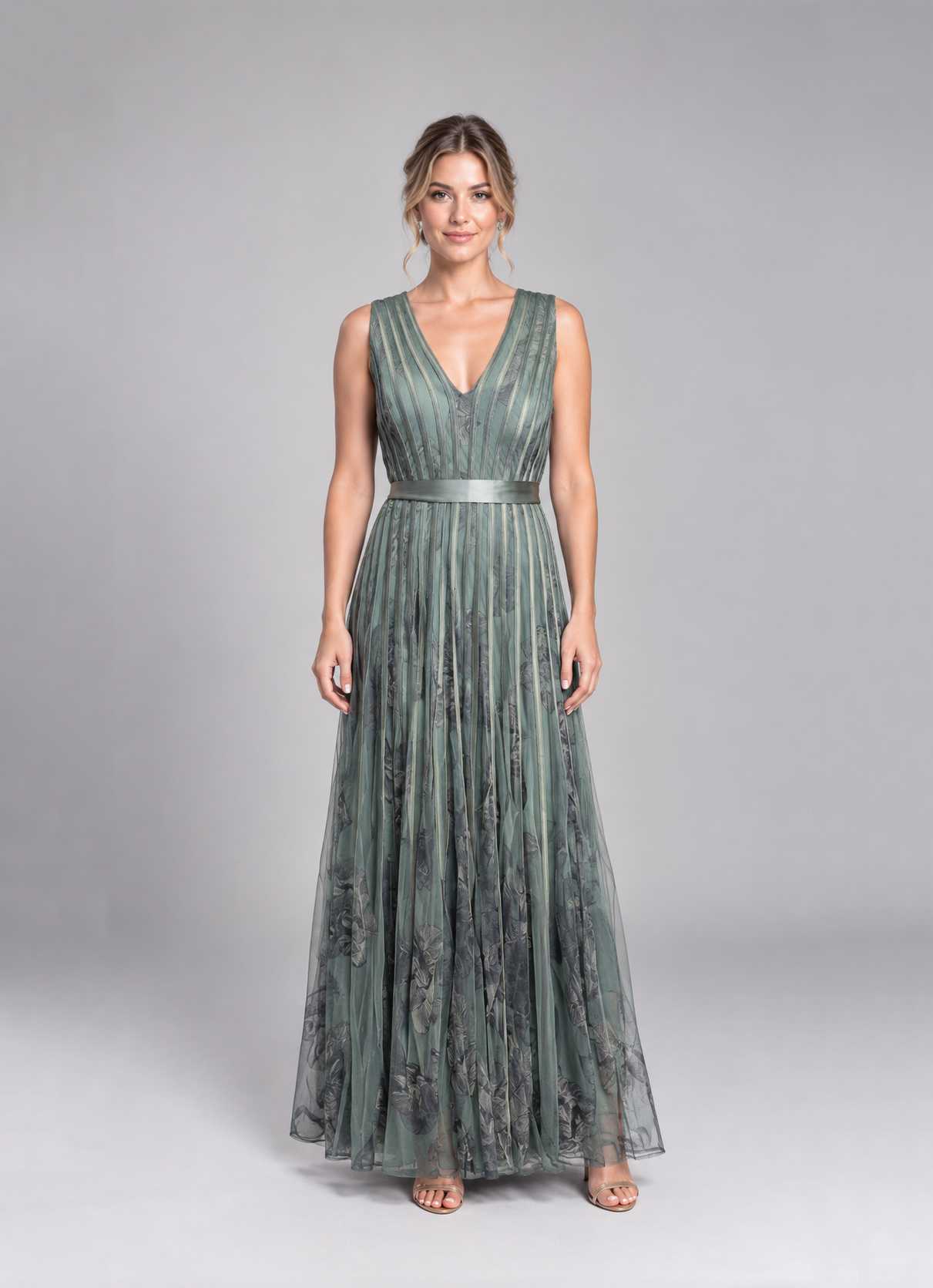 Vestido Noemi Verde talle L - Toia de Kiev - Alquiler de vestidos de fiesta