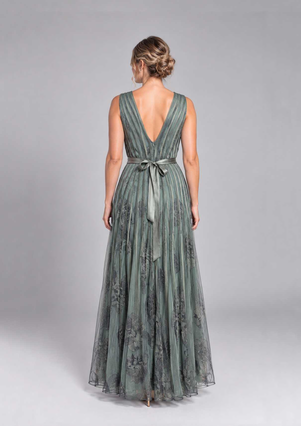Vestido Aldana Verde talle L - Toia de Kiev - Alquiler de vestidos de fiesta