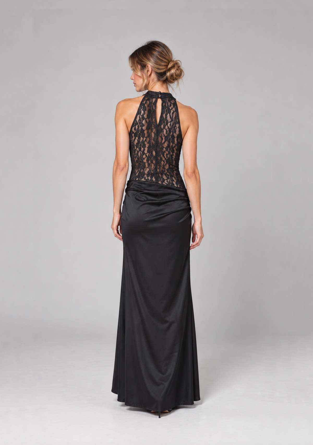 Vestido Eclipse Negro talle M - Toia de Kiev - Alquiler de vestidos de fiesta