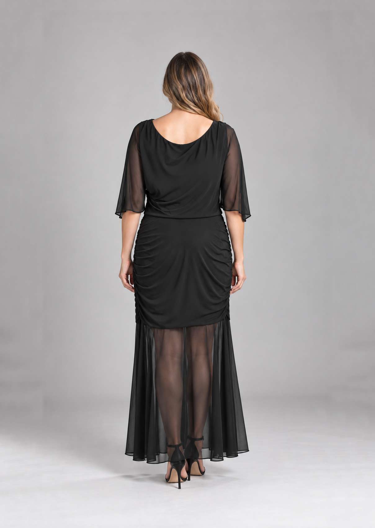 Vestido Nero Negro talle XL - Toia de Kiev - Alquiler de vestidos de fiesta