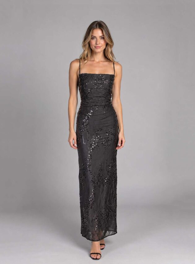 Vestido Noir Negro talle XL - Toia de Kiev - Alquiler de vestidos de fiesta